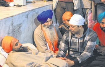  Punjabi singers Manmohan Waris Support Bhai Gurbaksh Singh Khalsa